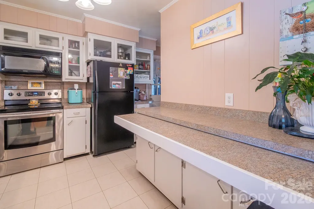 44446 Field Road New London NC 28127