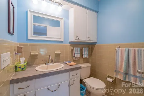 44446 Field Road New London NC 28127