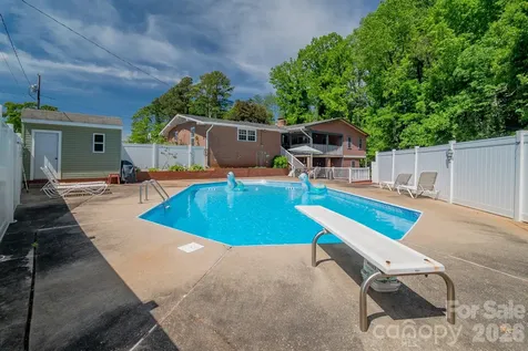 44446 Field Road New London NC 28127