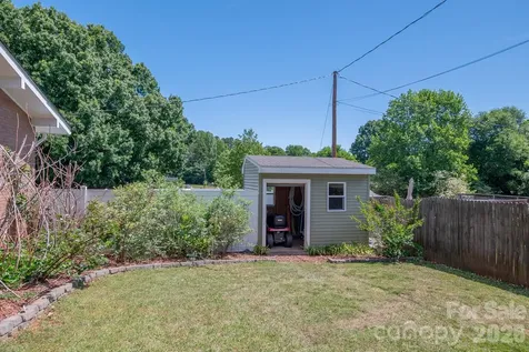 44446 Field Road New London NC 28127