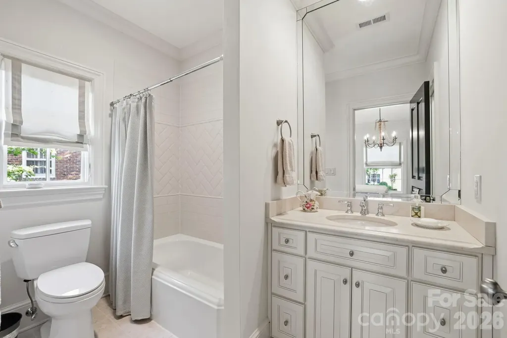 309 Hempstead Place Charlotte NC 28207