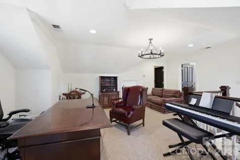 309 Hempstead Place Charlotte NC 28207