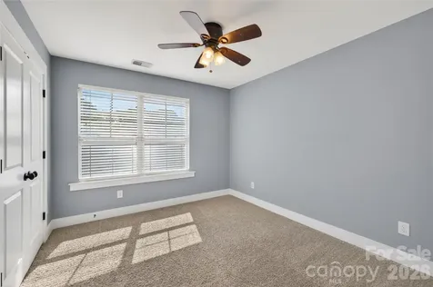 3841 Willow Green Place Charlotte NC 28206