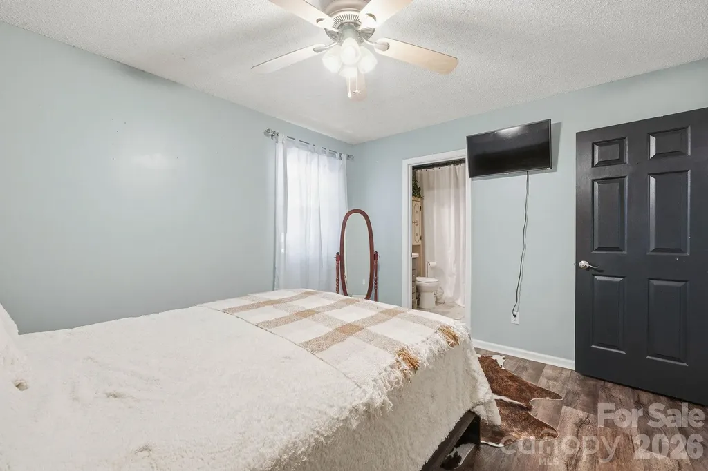 2050 16th Avenue Place SW Hickory NC 28602