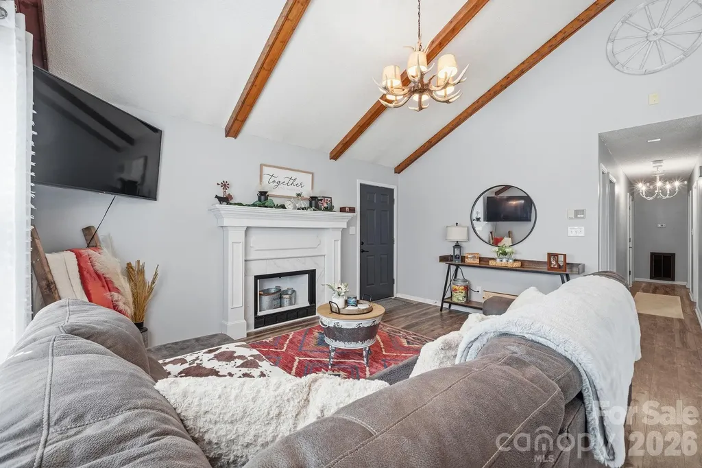 2050 16th Avenue Place SW Hickory NC 28602