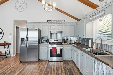 2050 16th Avenue Place SW Hickory NC 28602