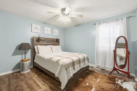 2050 16th Avenue Place SW Hickory NC 28602