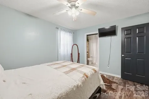 2050 16th Avenue Place SW Hickory NC 28602