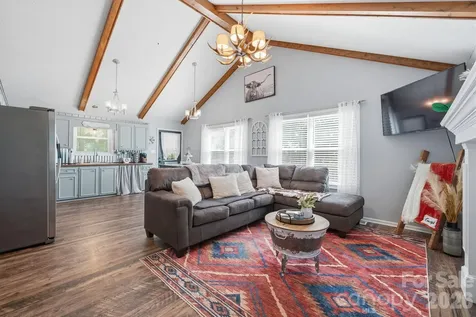 2050 16th Avenue Place SW Hickory NC 28602