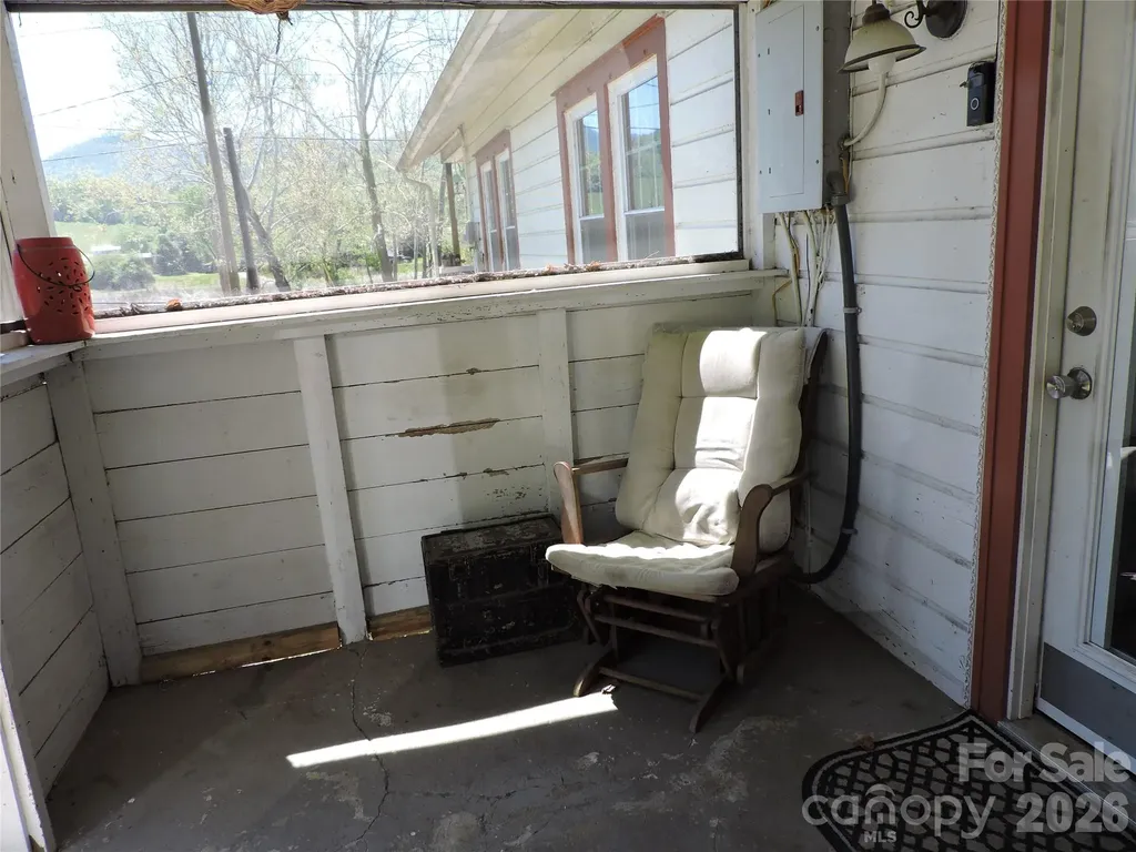 4 Carter Road Weaverville NC 28787