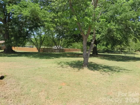 2406 Easton Drive Shelby NC 28152