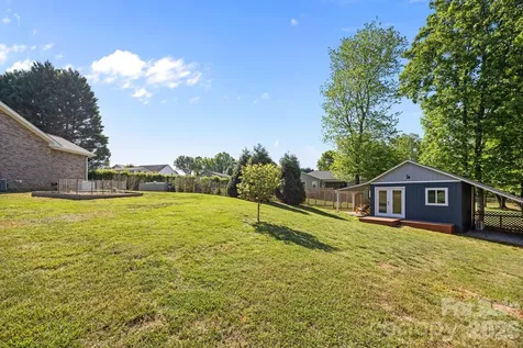 3030 Lydia Lane Newton NC 28658