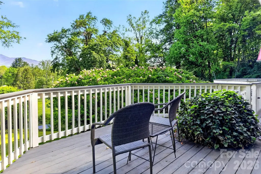 75 Old Lakey Gap Road Black Mountain NC 28711