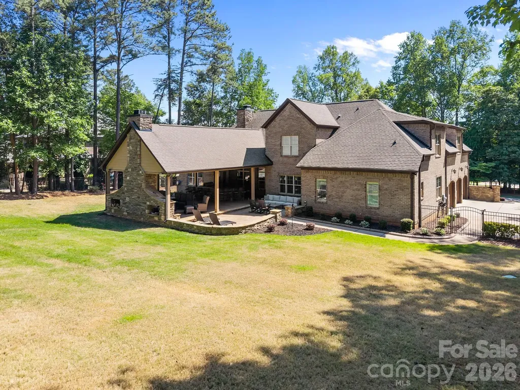 320 Barber Loop Mooresville NC 28117