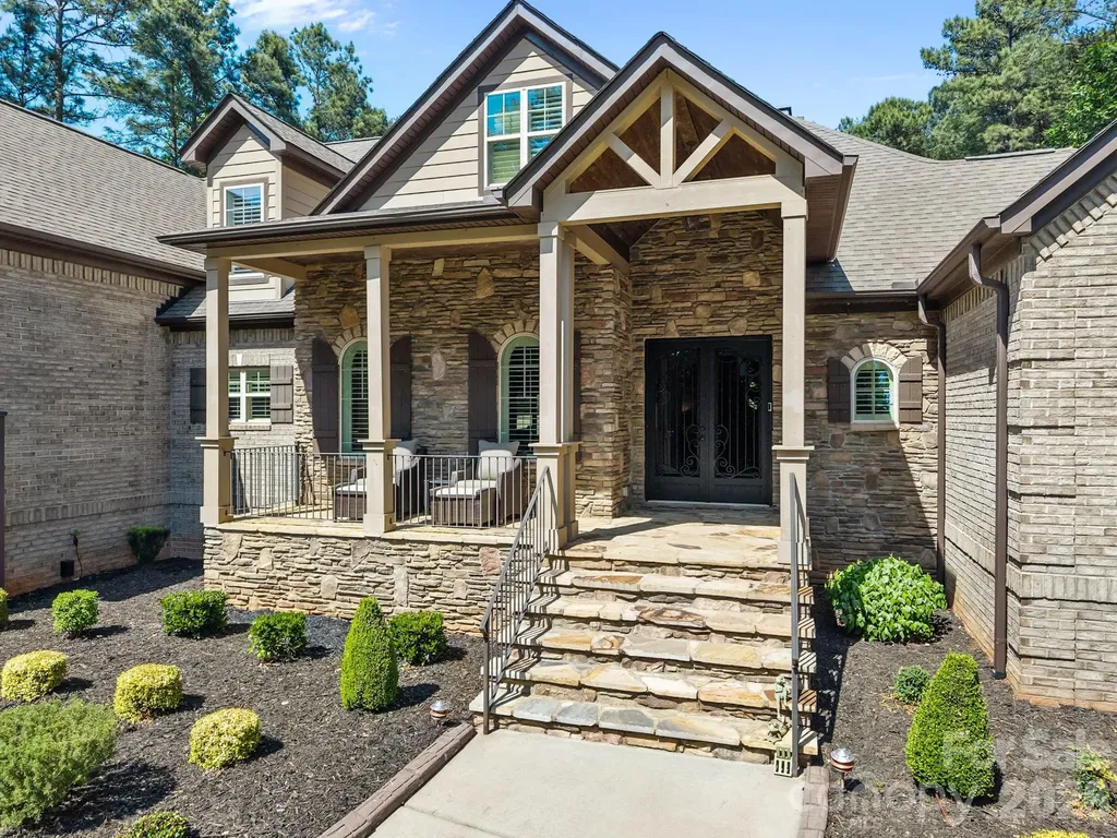 320 Barber Loop Mooresville NC 28117