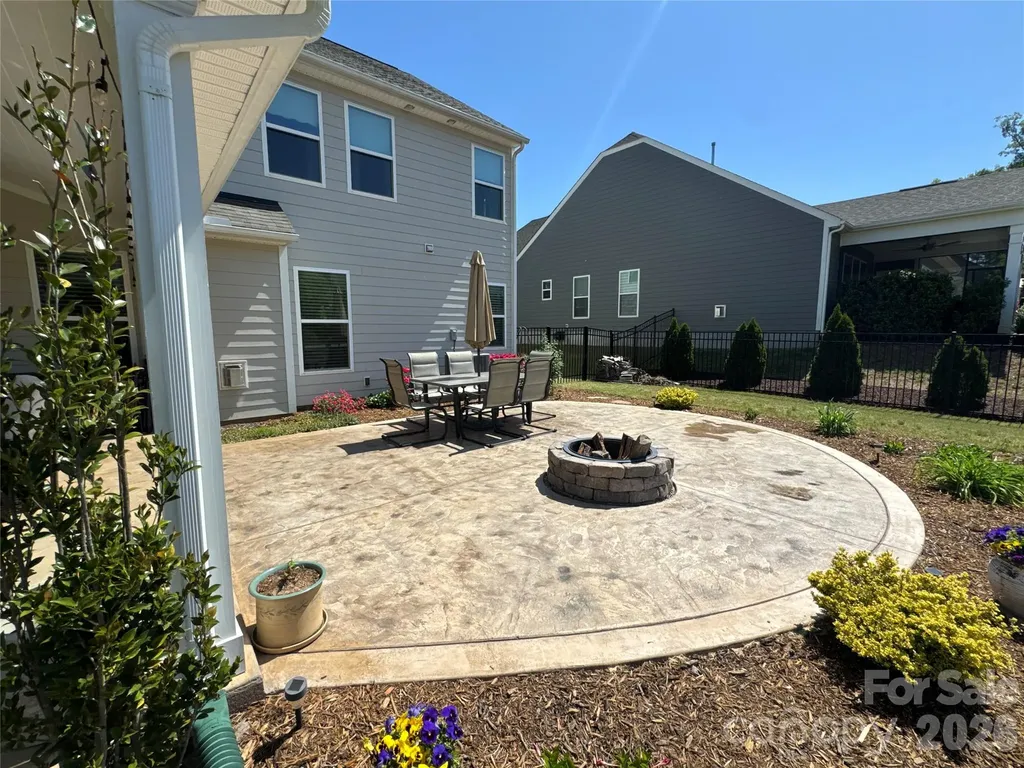5339 Pembrey Drive Denver NC 28037