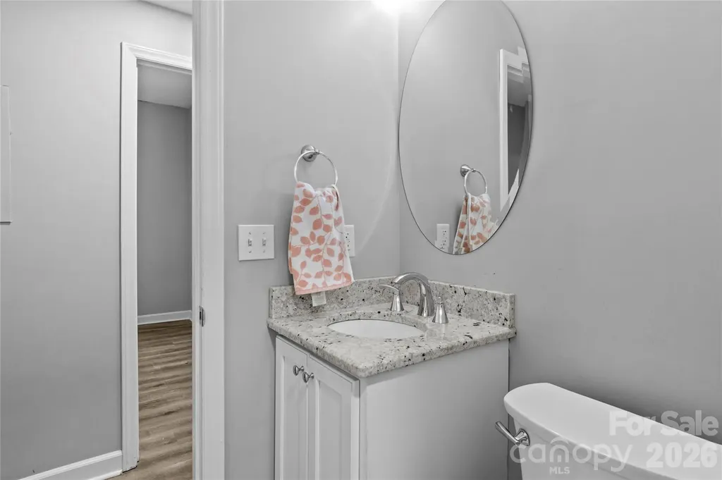 376 Meadows Circle Winston Salem NC 27104
