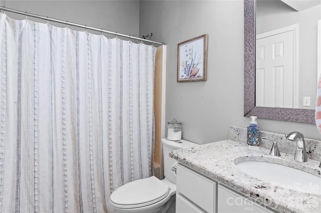376 Meadows Circle Winston Salem NC 27104