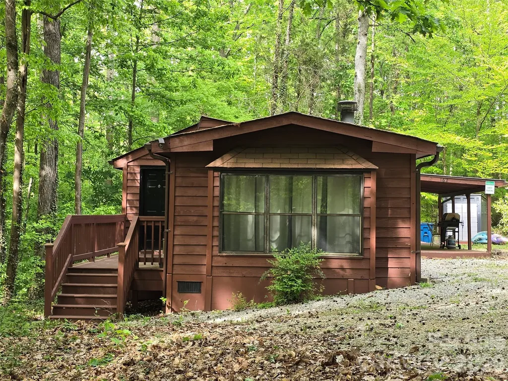 162 Pineridge Drive Mooresville NC 28115