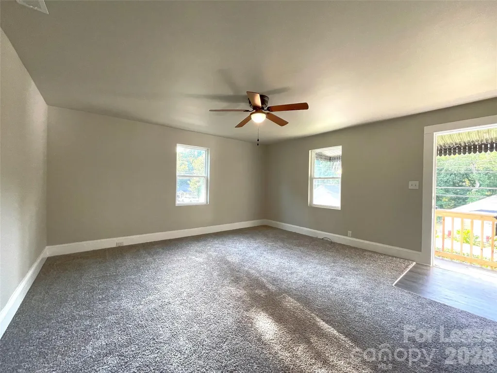 706 Hillside Street Kannapolis NC 28083