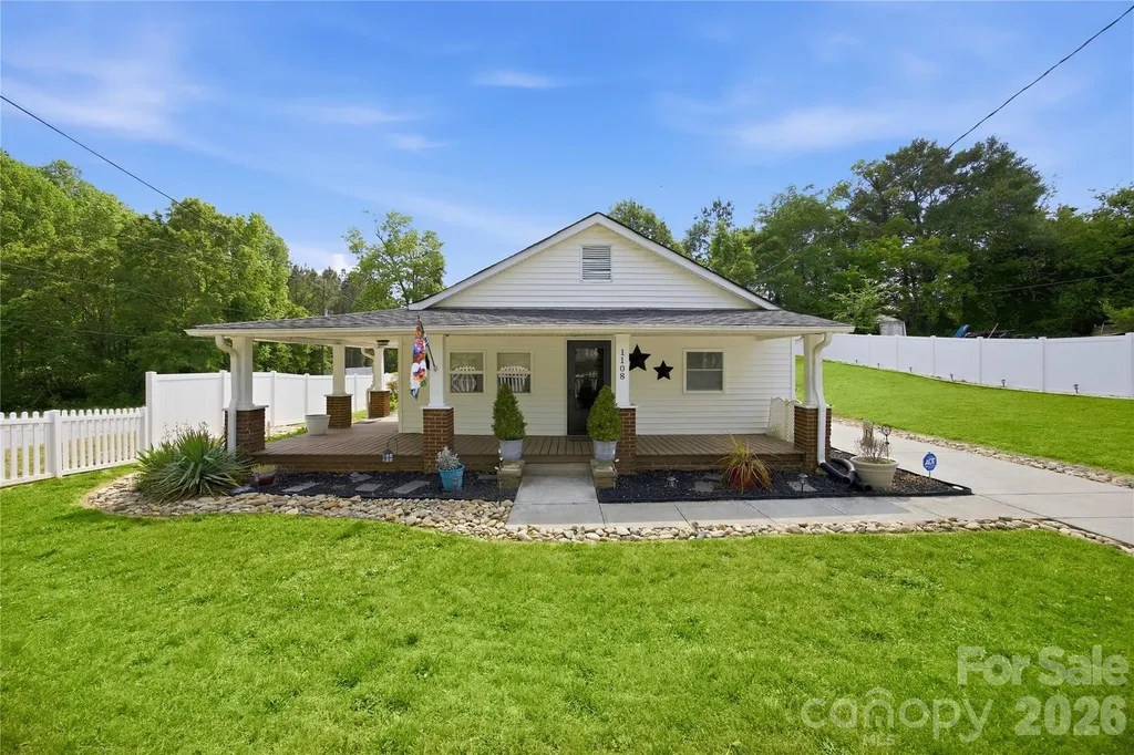 1108 Skyland Street Kannapolis NC 28083