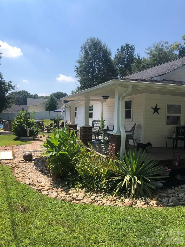 1108 Skyland Street Kannapolis NC 28083