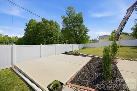 1108 Skyland Street Kannapolis NC 28083