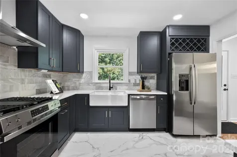 5938 Sharon Road Charlotte NC 28210