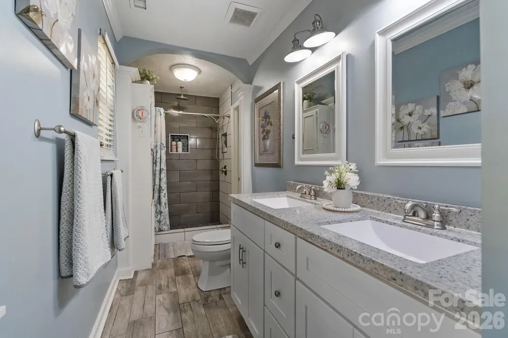6129 Old Meadow Road Mint Hill NC 28227