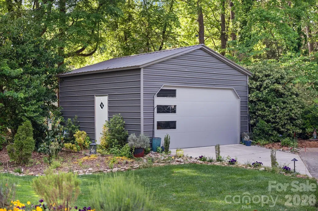 6129 Old Meadow Road Mint Hill NC 28227