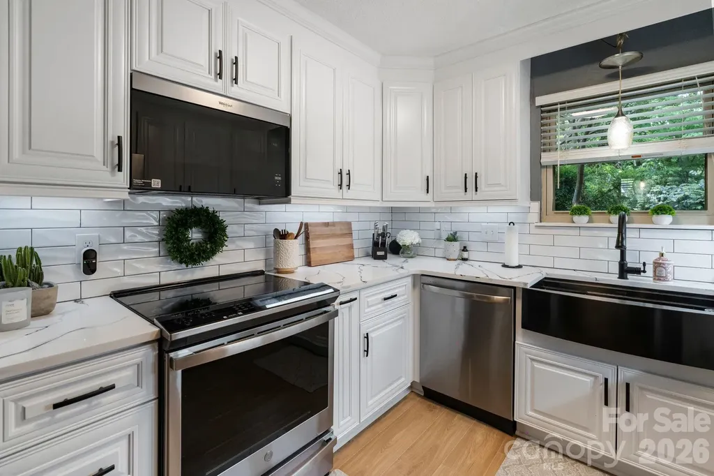 6129 Old Meadow Road Mint Hill NC 28227