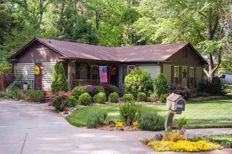 6129 Old Meadow Road Mint Hill NC 28227