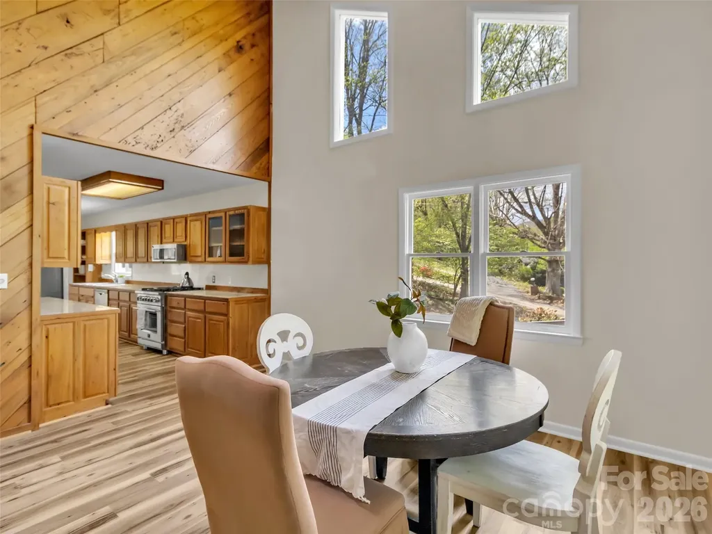 487 Julia Lane Maggie Valley NC 28751