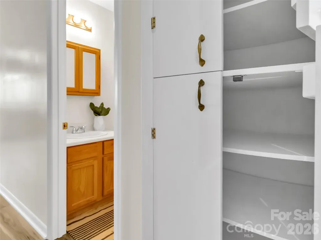 487 Julia Lane Maggie Valley NC 28751