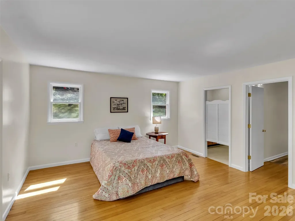 487 Julia Lane Maggie Valley NC 28751