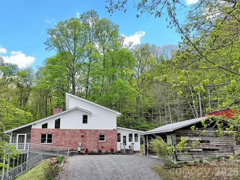 487 Julia Lane Maggie Valley NC 28751