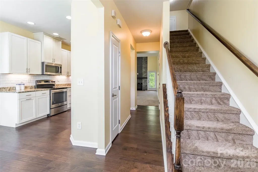 9622 Springholm Drive Charlotte NC 28278