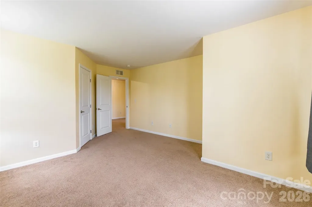 9622 Springholm Drive Charlotte NC 28278