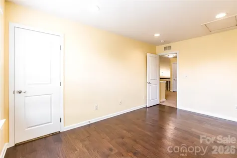 9622 Springholm Drive Charlotte NC 28278