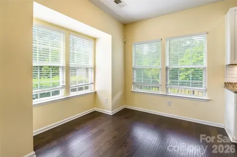 9622 Springholm Drive Charlotte NC 28278