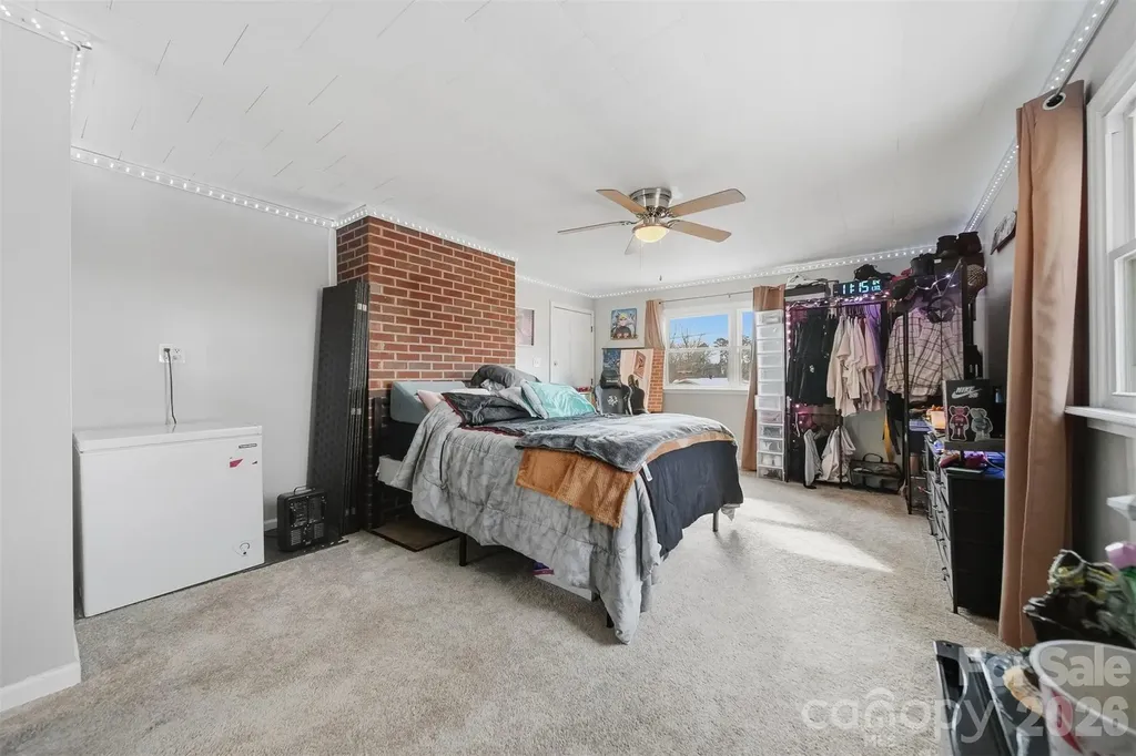 904 15th Street NW Conover NC 28613