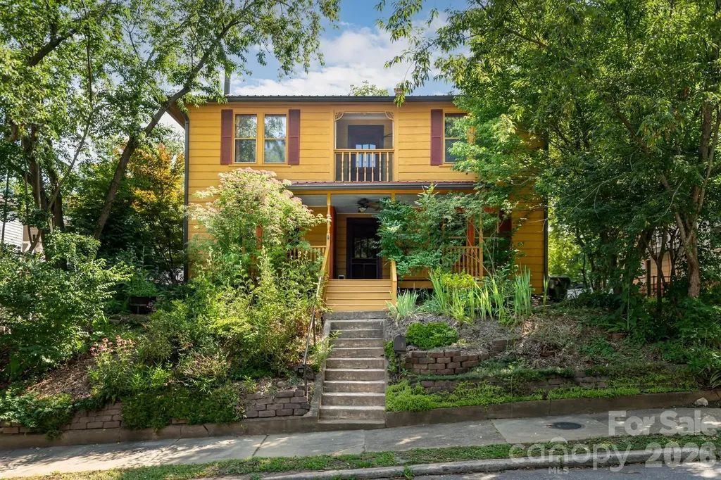 3 Woodlawn Avenue Asheville NC 28801