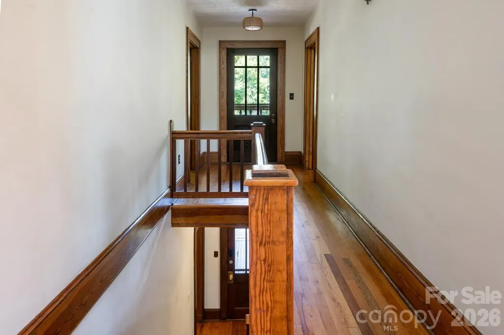3 Woodlawn Avenue Asheville NC 28801