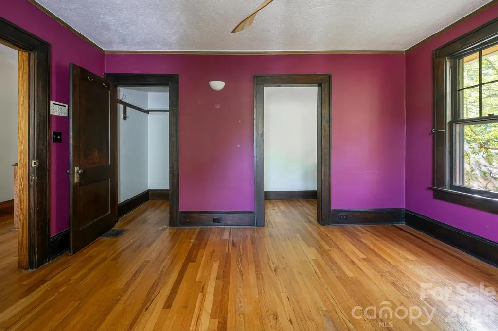 3 Woodlawn Avenue Asheville NC 28801