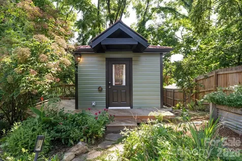 3 Woodlawn Avenue Asheville NC 28801