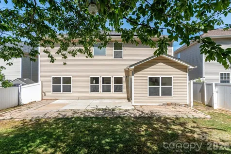 123 Glade Valley Avenue Mooresville NC 28117
