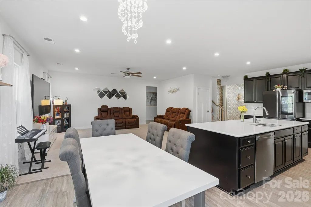 10158 Paper Birch Drive Charlotte NC 28215