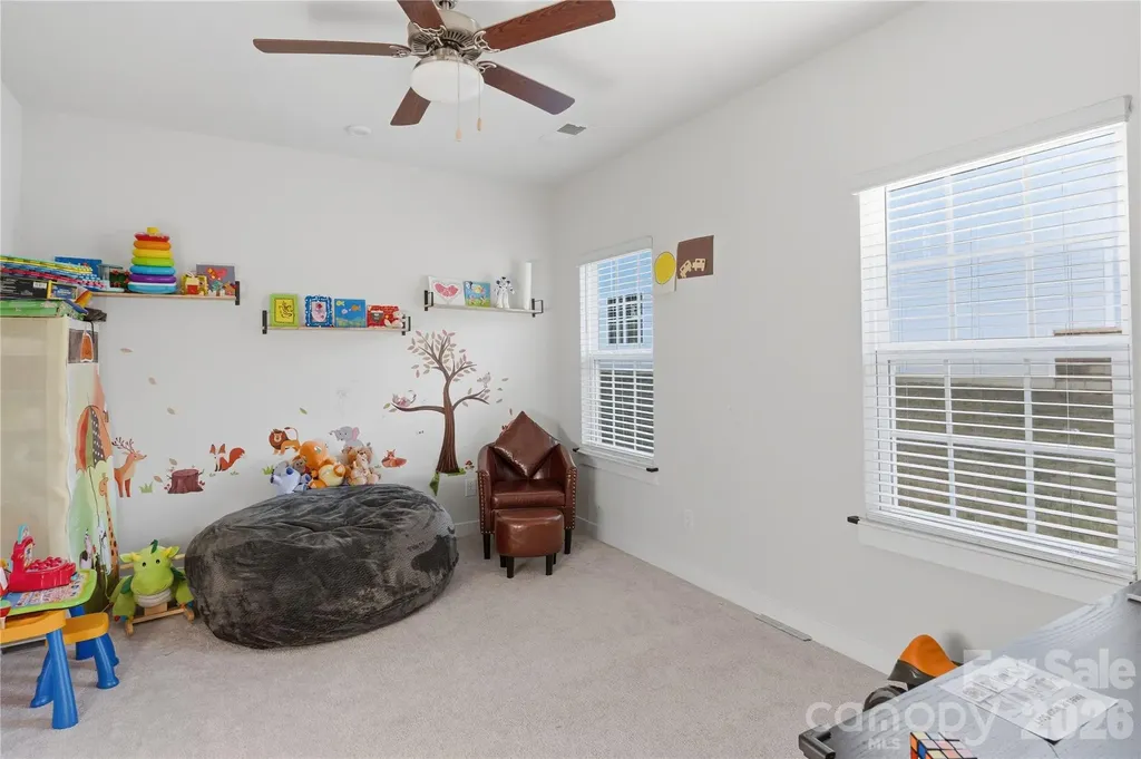10158 Paper Birch Drive Charlotte NC 28215