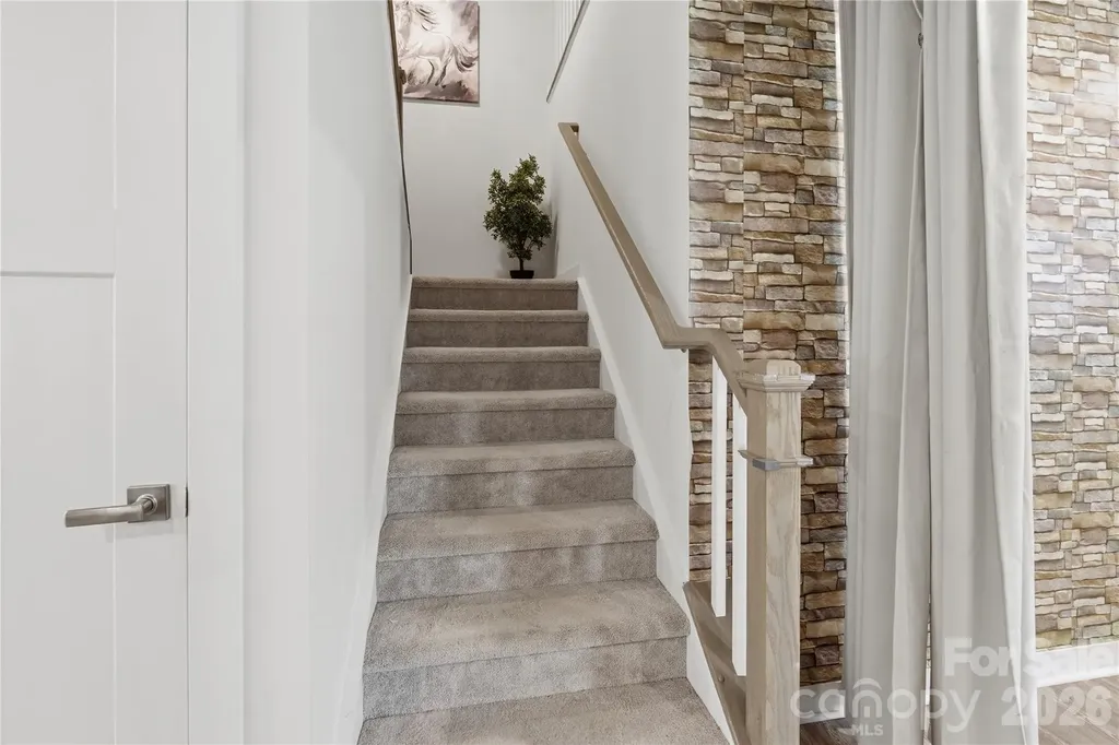 10158 Paper Birch Drive Charlotte NC 28215
