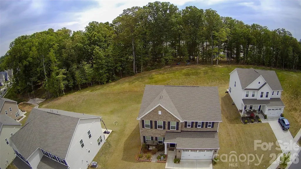 10158 Paper Birch Drive Charlotte NC 28215
